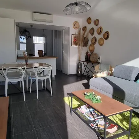 Apartamento Magnifique Traversant A 300 M De La