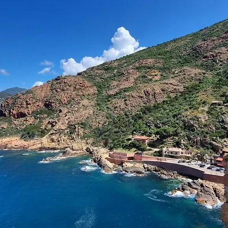 Magnifique Traversant A 300 M De La *