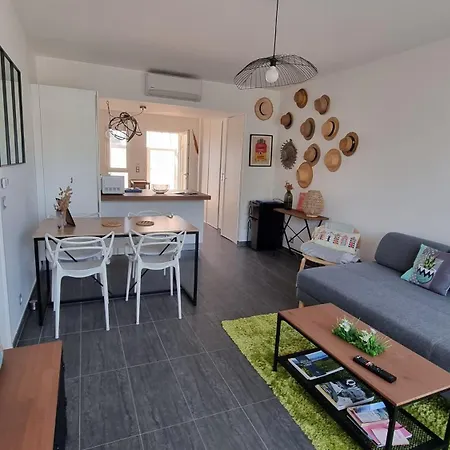 Magnifique Traversant A 300 M De La *