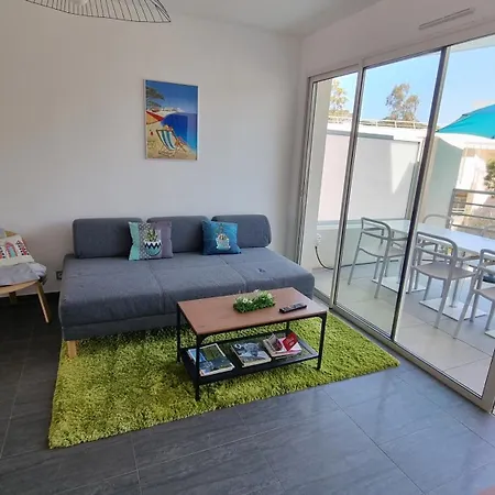 Magnifique Traversant à 300 M De La Calvi (Corsica)