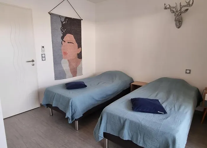 Magnifique Traversant A 300 M De La Appartement