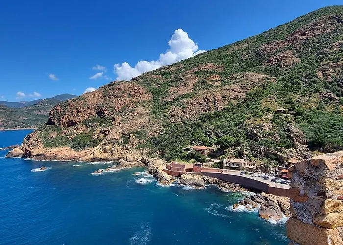 Magnifique Traversant A 300 M De La *