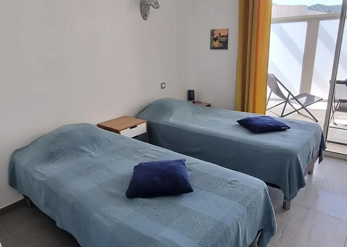 Magnifique Traversant A 300 M De La Apartmán